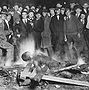 #289 Freedom Train - (Histories of the Meaning of "race" and "freedom" in America) Two historians on race, slavery, and freedom in america- in the first hour John Marciano returns with his public discussion group on Zinn's People's History with commentary on the function of race and slavery within empire, then Eric Foner talk